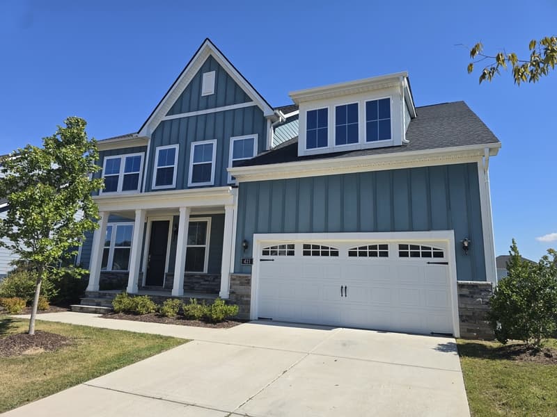 Knightdale House: 421 Hawkeye Drive
