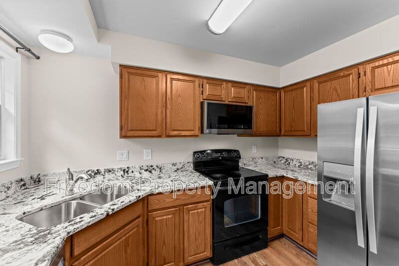 Manassas Townhome: 8644 Sanderling Dr