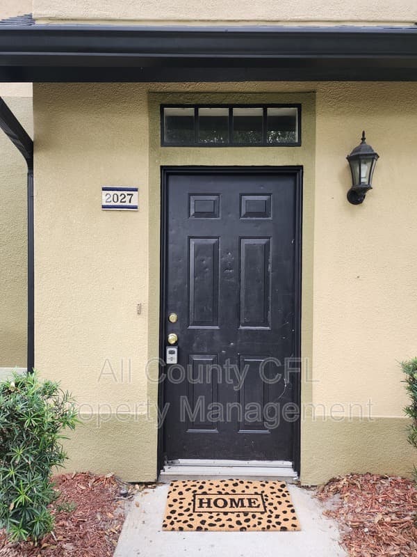 Orlando Townhome: 5961 Westgate Dr