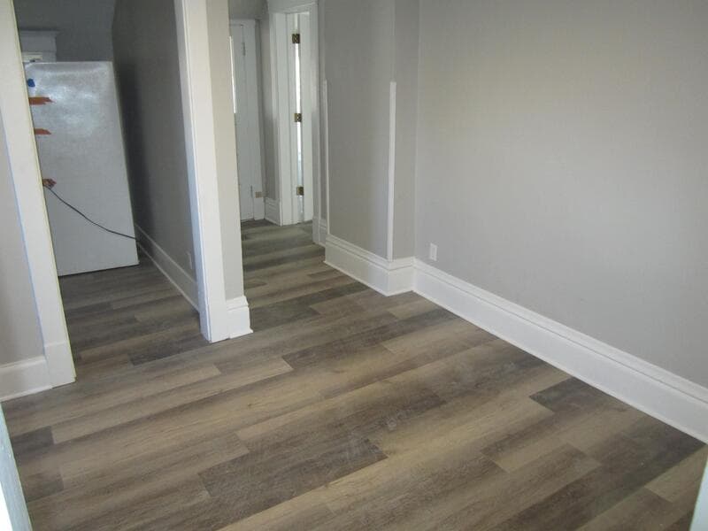 Elgin Condo: 119 Tennyson Court - 3