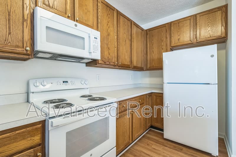 Abingdon Townhome: 368 Foreland Garth
