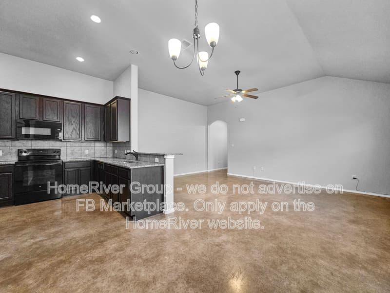 New Braunfels House: 128 Joanne Cv