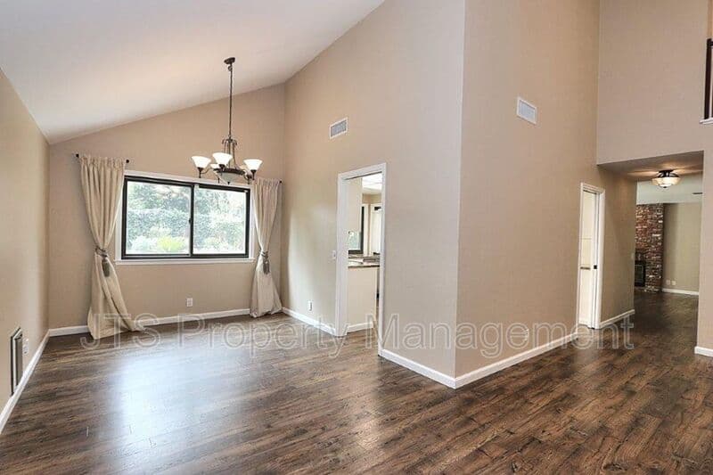 Gold River House: 2173 Roaring Camp Drive