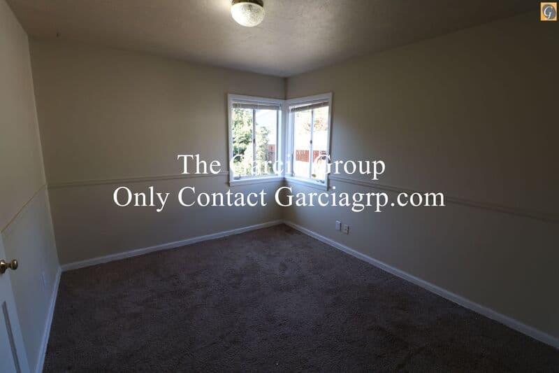 Portland House: 3515 NE 90th Ave