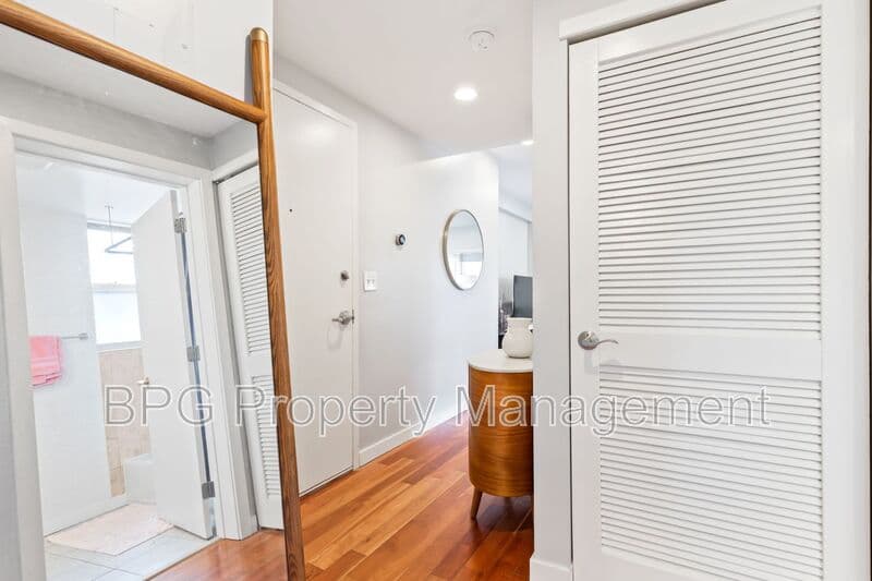 Washington Condo: 2535 13th ST. NW