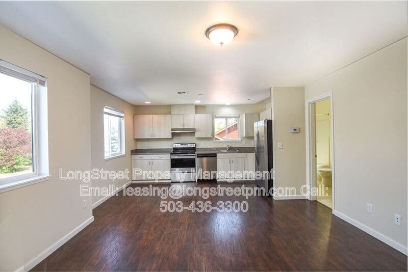 Corvallis Townhome: 1960 NW Taylor Ave
