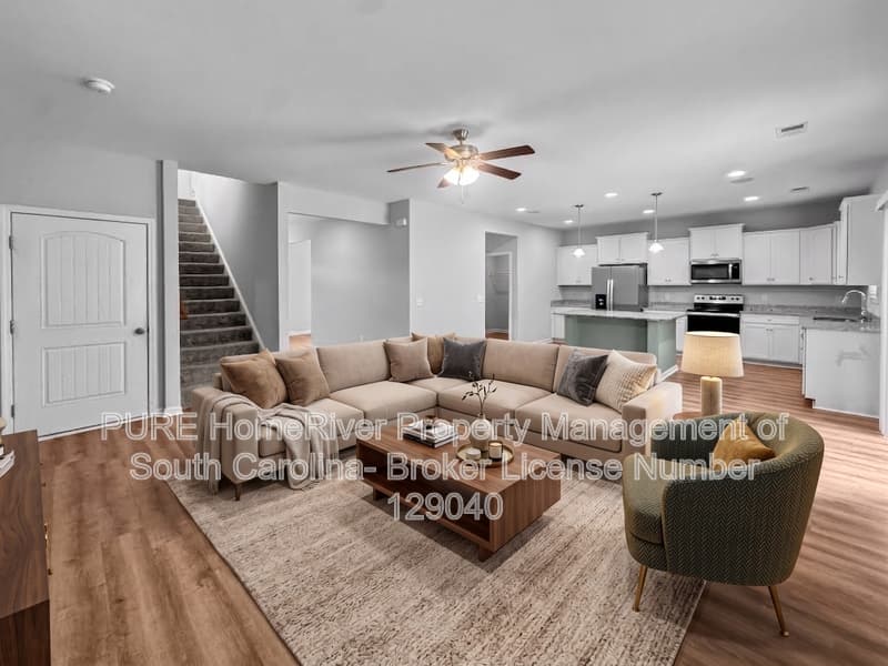 Sumter House: 1340 Curlew Cir