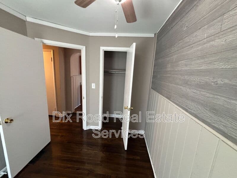 Hamilton House: 1255 Hooven Avenue