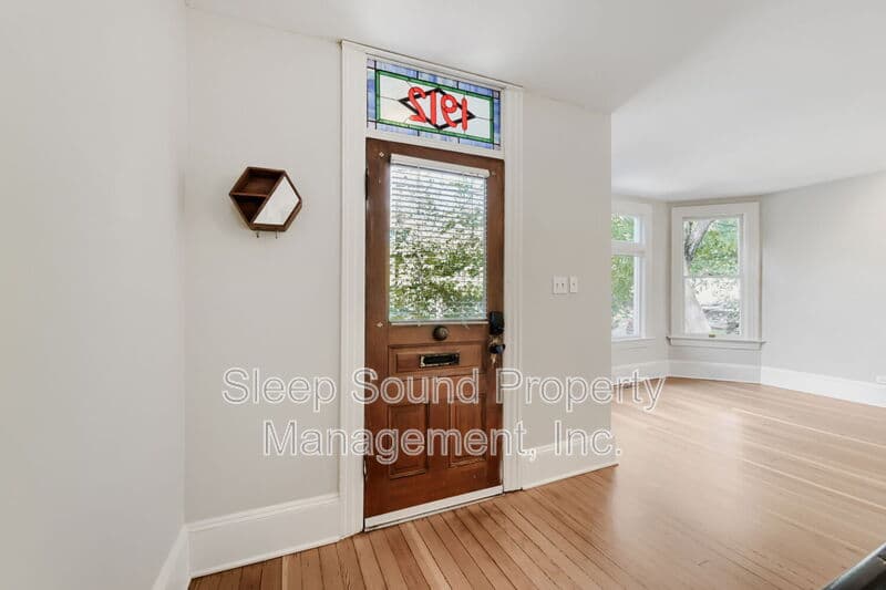 Portland House: 1912 NE 11th Ave