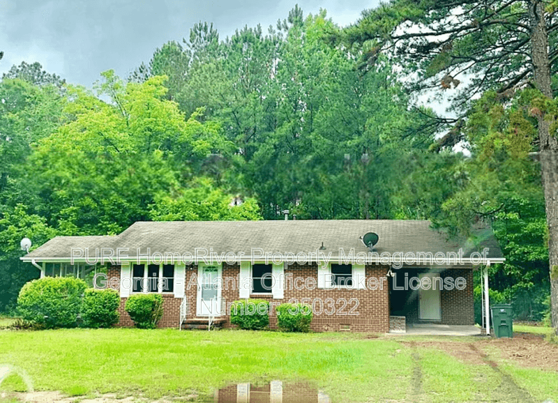 Fayetteville House: 383 Antioch Rd