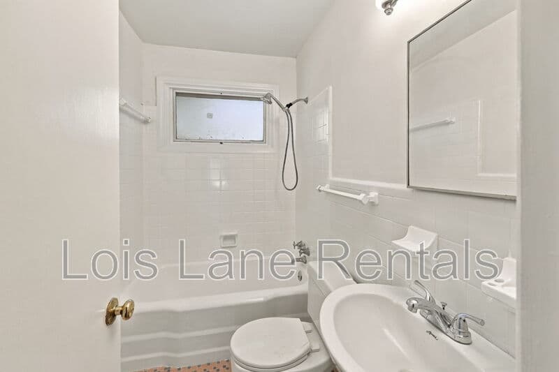 Charleston Condo: 2133 Wappoo Drive