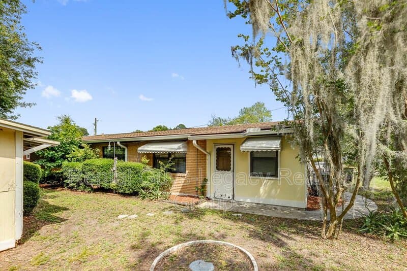Jacksonville House: 3828 Freel Road