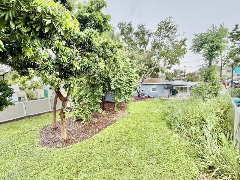 St. Petersburg House: 4528 70th Street North