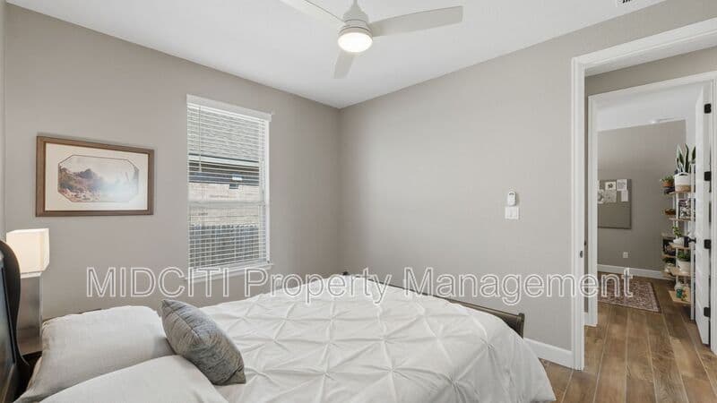 Buda House: 344 Carpenter Hill