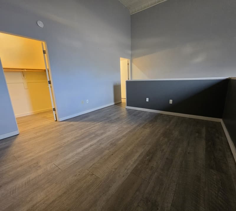 Berlin Condo: 107 Water Street