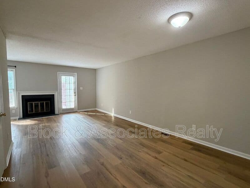 Raleigh House: 6221 Tributary Drive
