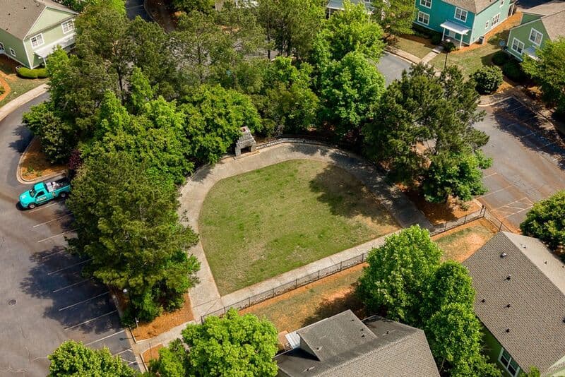 Athens House: 1035 BARNETT SHOALS RD
