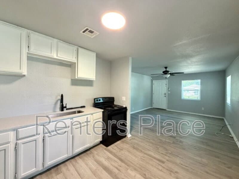 Tulsa House: 2129 N Quaker Ave.