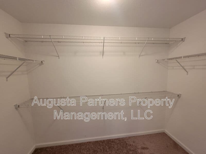 Evans House: 3460 Conifer Trl