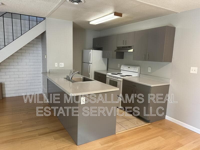 Modesto Condo: 2505 Prescott Road