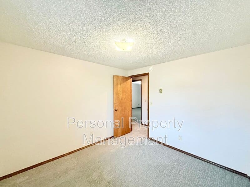 Vancouver House: 414 W 39th St