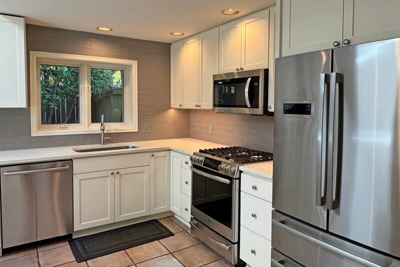 Kirkland House: 10632 NE 47th Pl