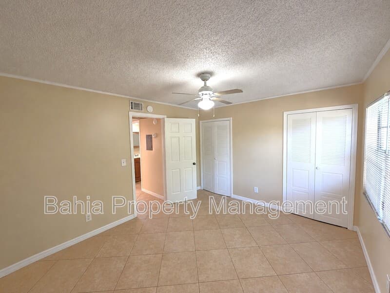 Tampa Condo: 6415 S Roberts Ave