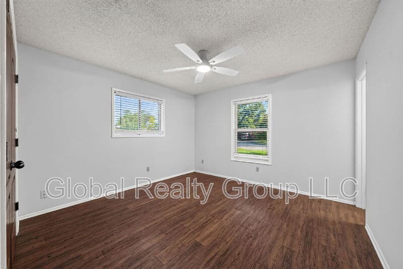 New Braunfels House: 138 Bobolink Dr