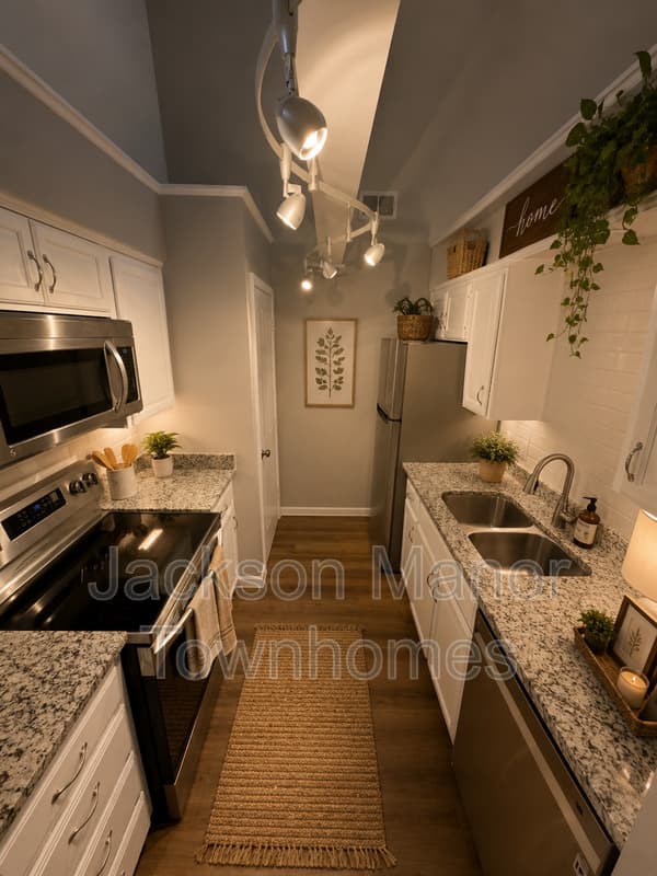 Greenville Townhome: 3000 Webb Ave