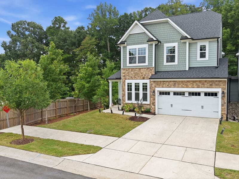 Raleigh House: 7701 Litcham Drive