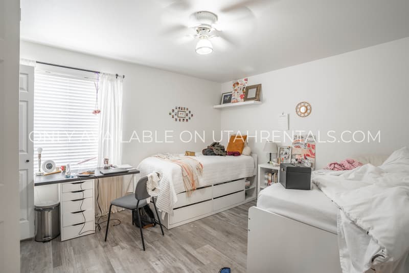 Provo House: 760 N 800 E