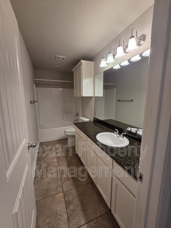 Granbury Condo: 3002 Weave Court