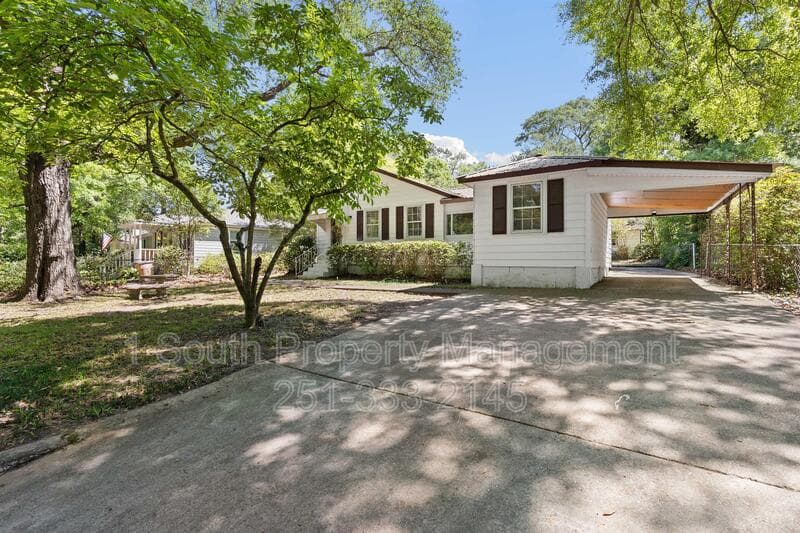 Mobile House: 316 Border Drive West