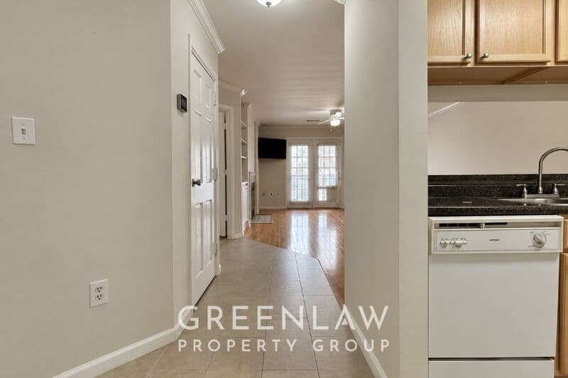 Atlanta Condo: 3655 Habersham Road NE