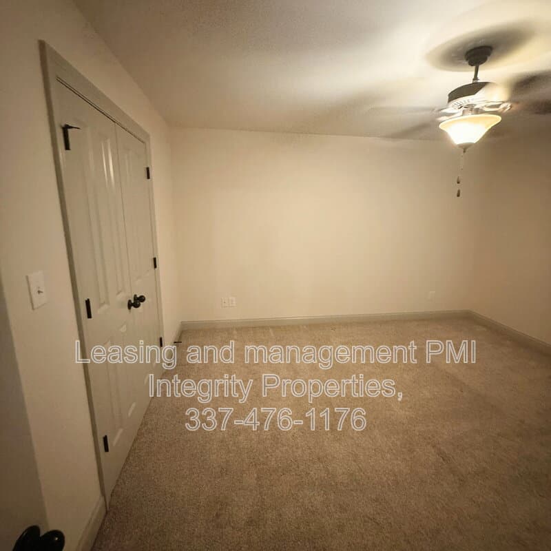 Baton Rouge House: 10931 Grace Lane