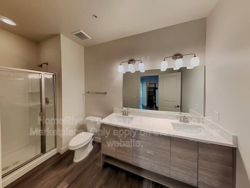 Tempe Townhome: 1000 W 5th St