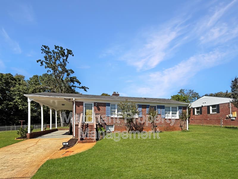 Greenville House: 26 Maudie Street