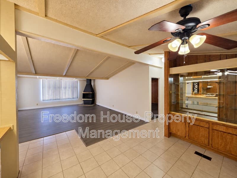 Pahrump Condo: 5391 Money Street - Main House