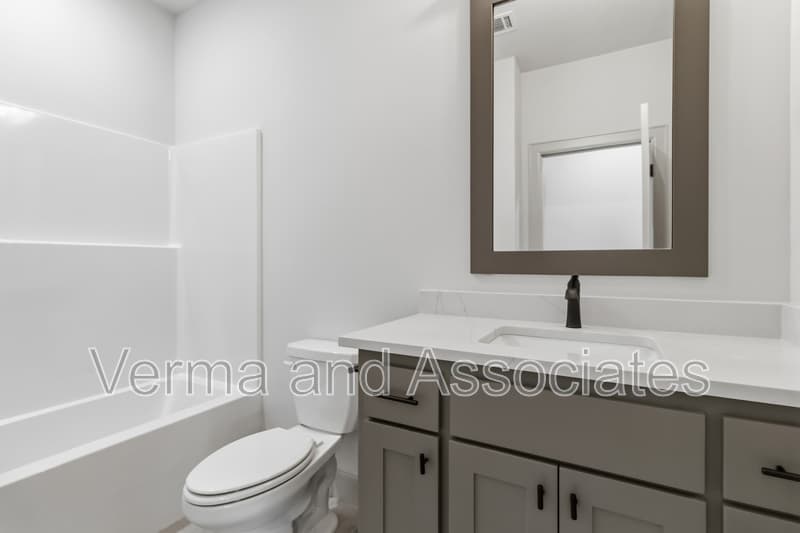 Centerton House: 1041 Whistler St