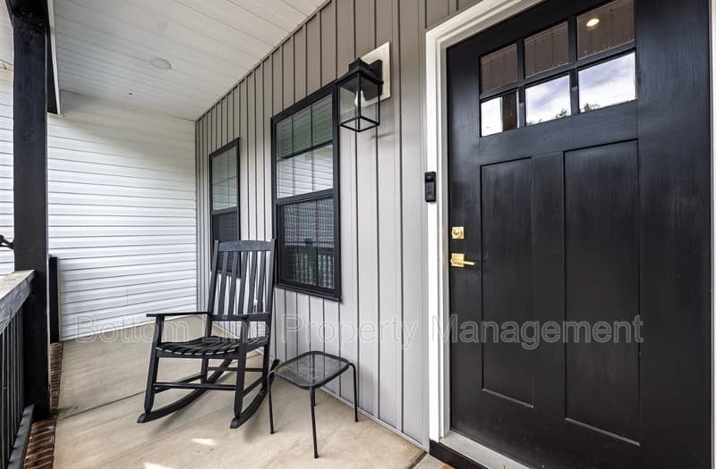 Crouse House: 2462 Shoal Rd