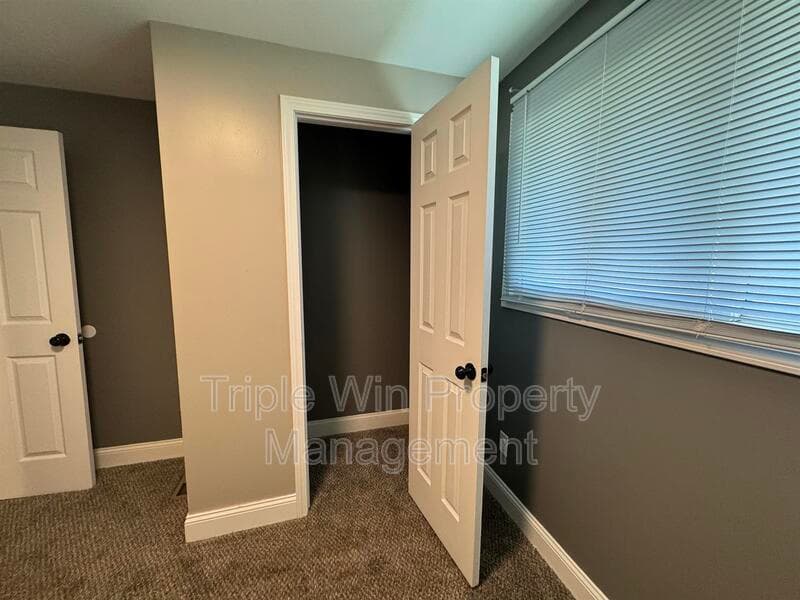 Saint Charles House: 710 Jungs Station Rd