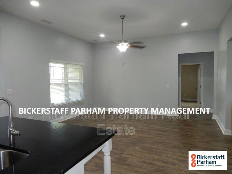 Fort Mitchell House: 22 Eagle Nest Drive