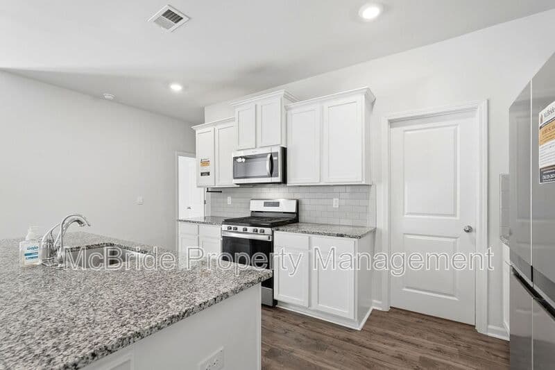Grovetown House: 1407 Deer Hollow