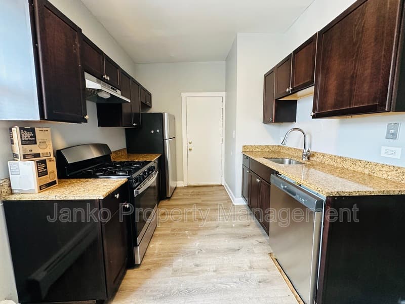 Chicago Condo: 5657 W Washington Blvd