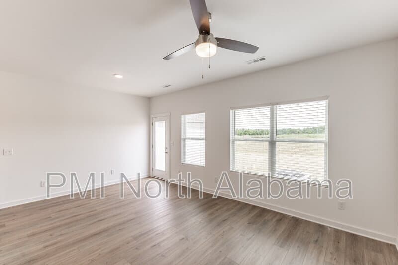 Huntsville Townhome: 7593 Discovery Point Drive Northwest
