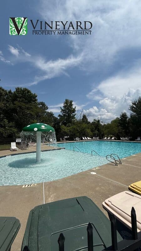 Kennesaw Townhome: 1934 Lake Heights Circle NW