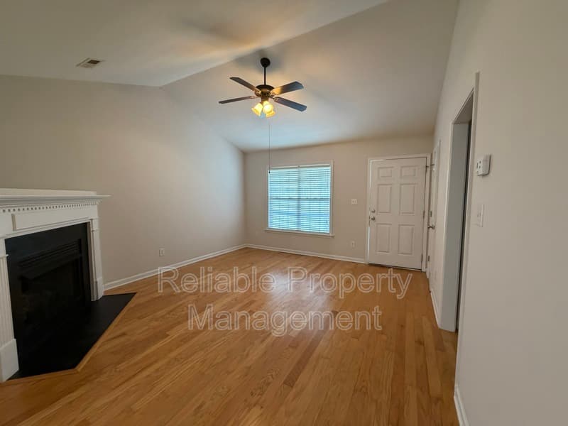 Clayton Townhome: 107 W Moss Creek Dr