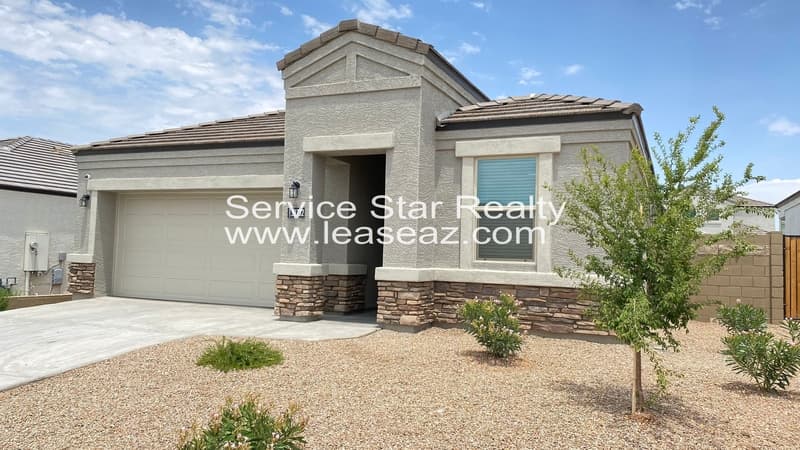 Buckeye House: 30732 W Picadilly Rd