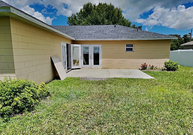 Kissimmee House: 1317 Dover Dr