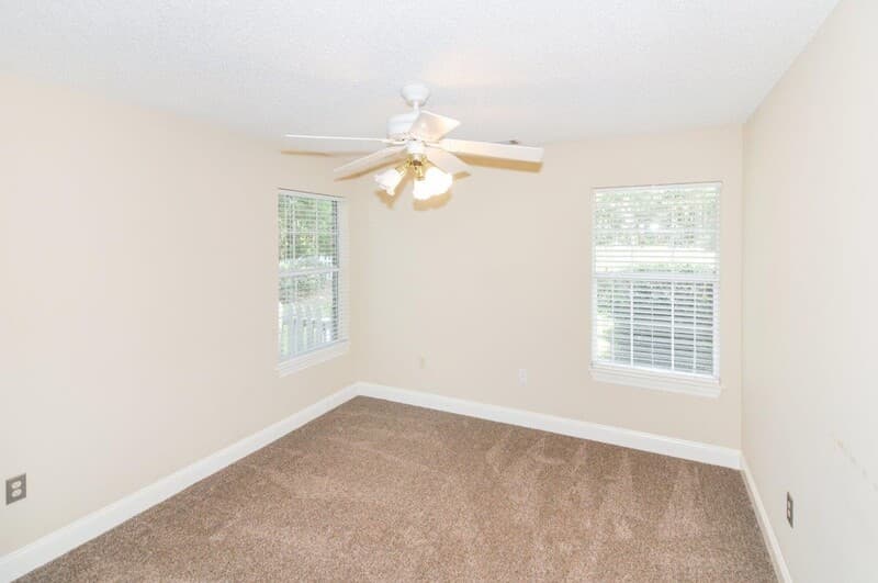 Richmond Hill House: 3 Oak Creek Court